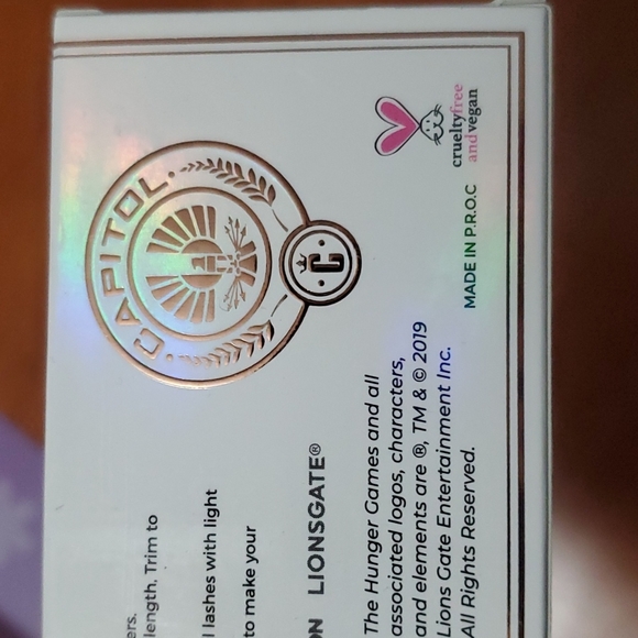 The Hunger Games Exhibition Faux Mink Lashes - Picture 3 of 3